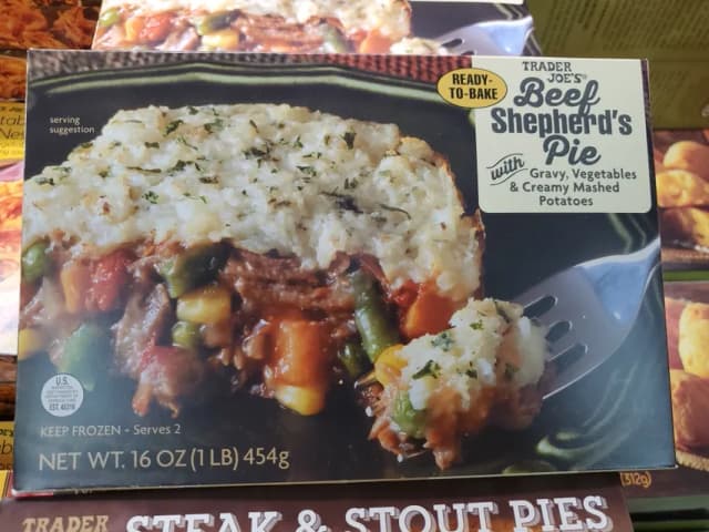 Is it Milk Free? Trader Joe's Beef Shepherd's Pie With Gravy, Vegetables & Creamy Mashed Potatoes