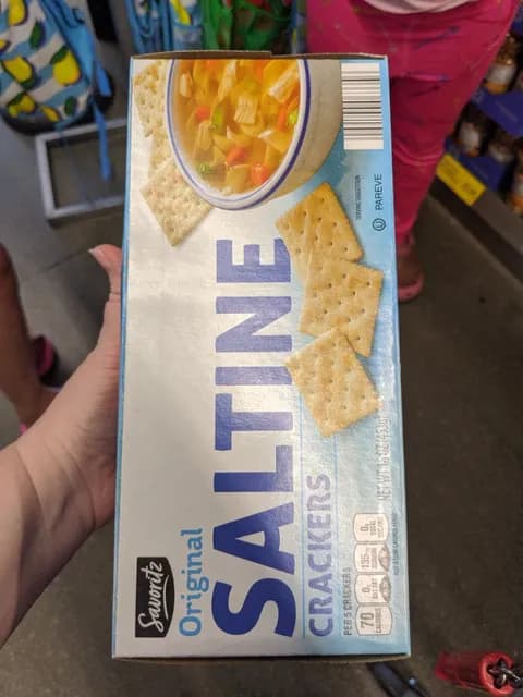 Is it Milk Free? Savoritz Saltine Crackers