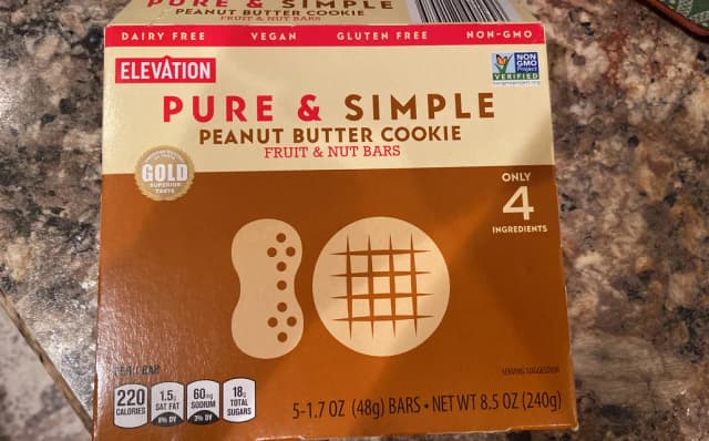 Is it Gelatin free? Elevation Pure & Simple Peanut Butter Cookie Fruit & Nut Bars