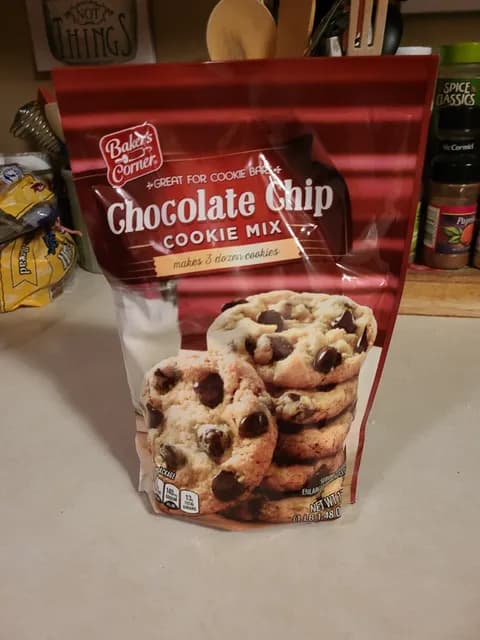 Is it Milk Free? Baker's Corner Chocolate Chip Cookie Mix